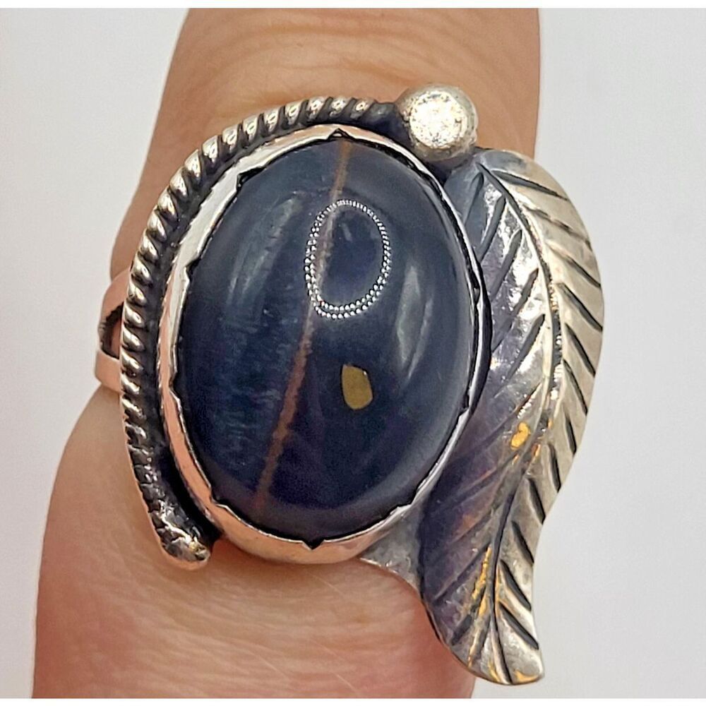 Native Sterling Silver Squash Blossom Striated Stone sz 6.75 Sign I Nezzie
